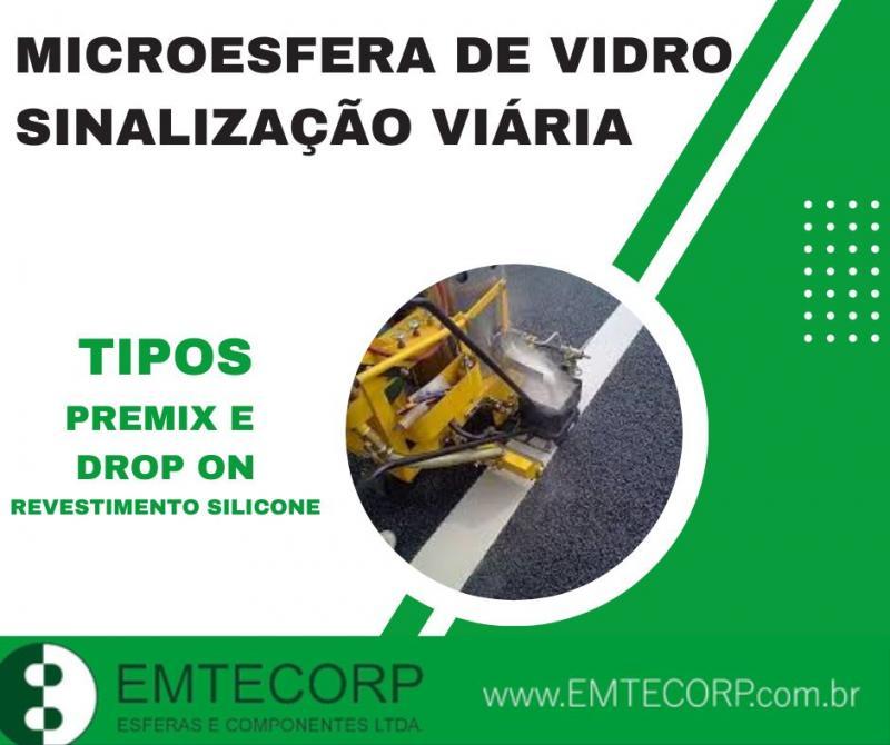 Microesferas de Vidro para Sinalização Viária: Brilhando na Segurança e Eficiência